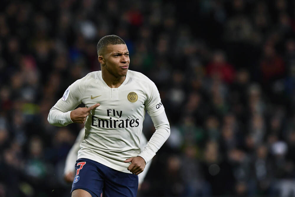 足球报：今年共38位泰山青训球员入选国字号队伍，周海滨挂帅U15